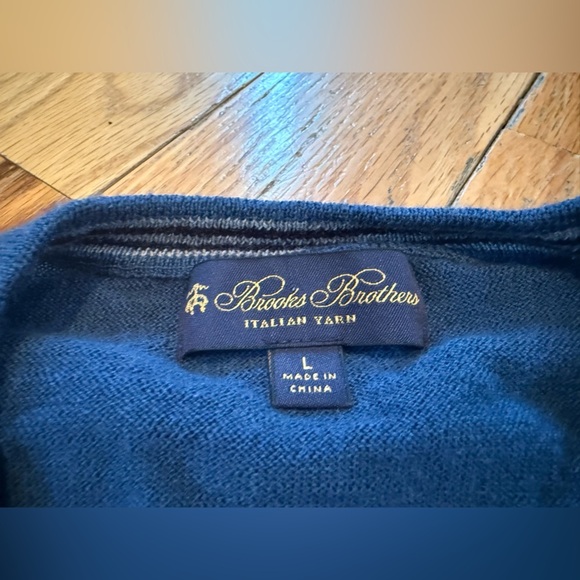 Brooks Brothers Sweater Mens Size L 100% Wool Italian Yarn Pullover V-neck Blue - Picture 3 of 11